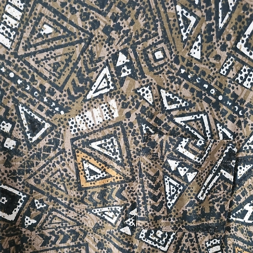 Geometric Patterned Dress - Picture 2 of 10